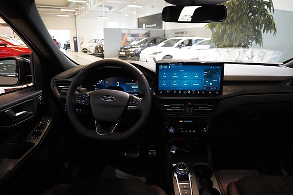 Ford Kuga 18 of 25