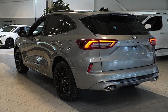 Ford Kuga 4 of 25