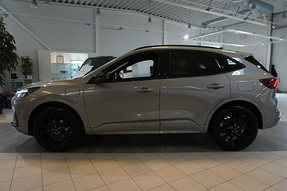Ford Kuga 3 of 25