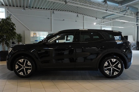 Ford Explorer 3 of 22