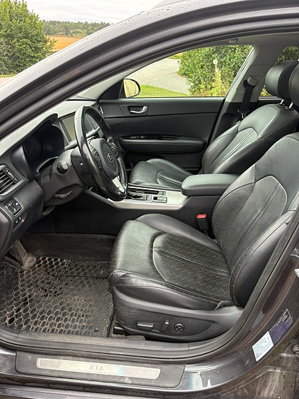 Kia Optima 7 of 7