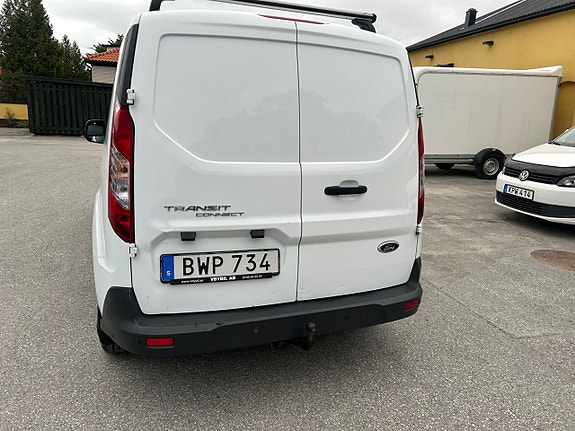 Ford Transit Connect 7 of 11