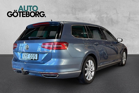 Volkswagen Passat 5 of 17