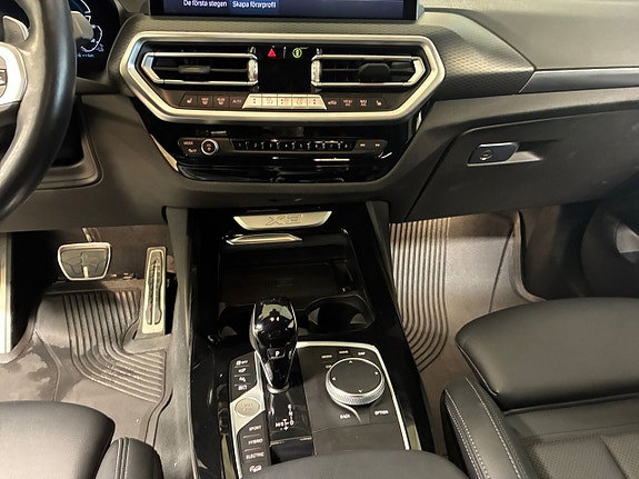 BMW X3 12 of 25