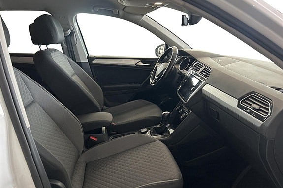 Volkswagen Tiguan 14 of 29