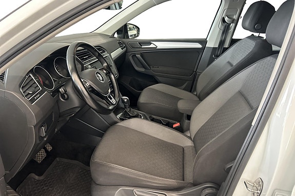 Volkswagen Tiguan 13 of 29