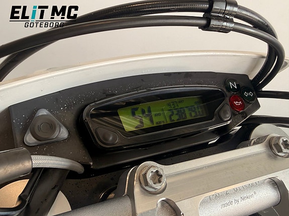 Husqvarna | 701 | Nyservad | Powercommander | Wings Slip-on 20 of 21