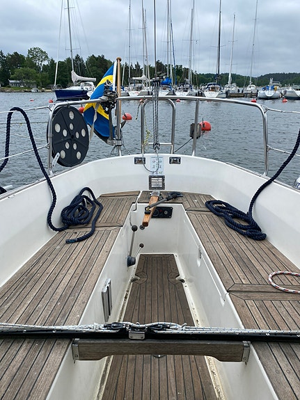 Omega 28 2 of 6
