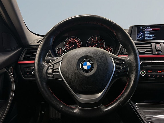 BMW 320d 9 of 24