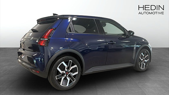 Renault 5 E-Tech 2 of 9