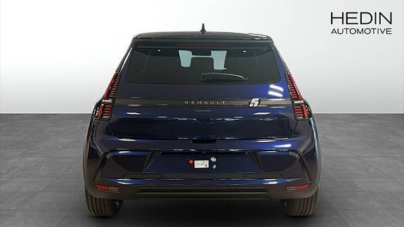 Renault 5 E-Tech 7 of 9