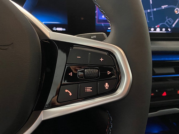 BMW i4 7 of 16