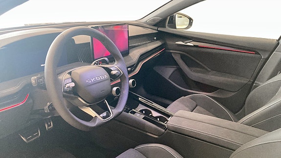 Skoda Superb 7 of 12