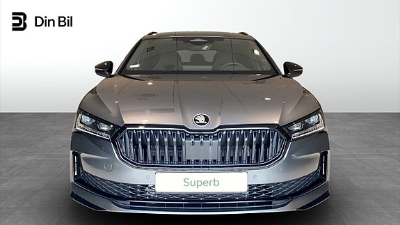 Skoda Superb 4 of 12