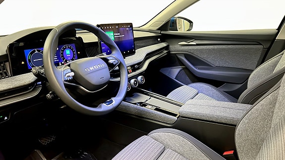 Skoda Superb 7 of 22