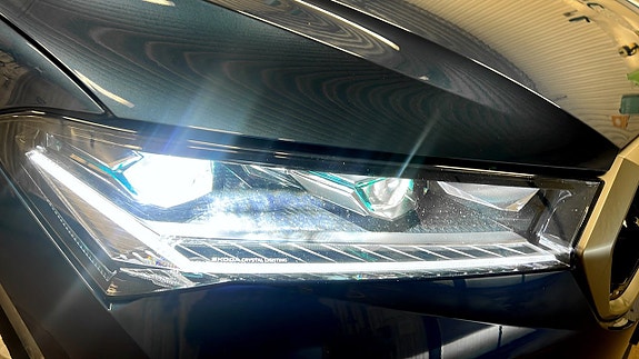 Skoda Superb 16 of 22