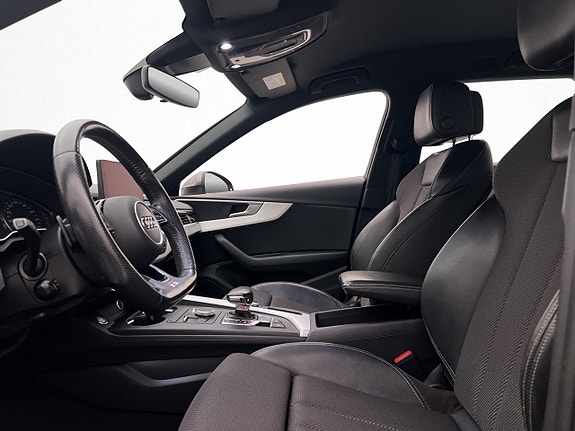 Audi A4 12 of 30