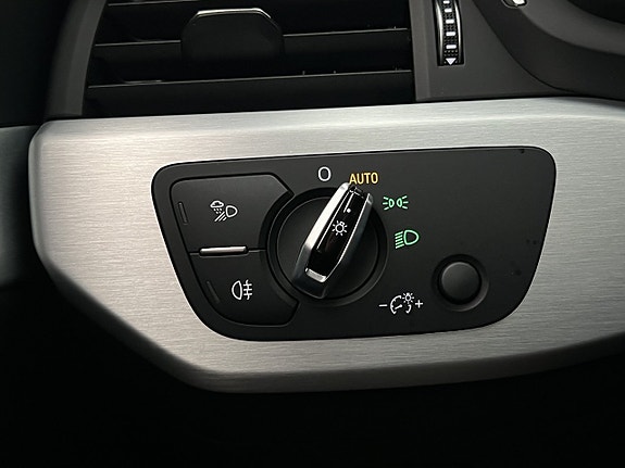 Audi A4 14 of 30