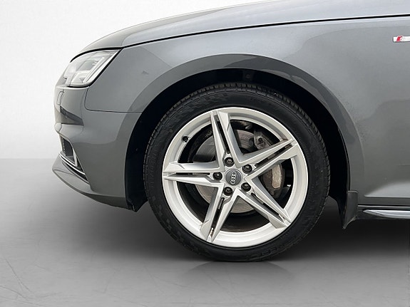 Audi A4 30 of 30