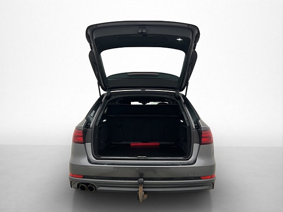 Audi A4 29 of 30