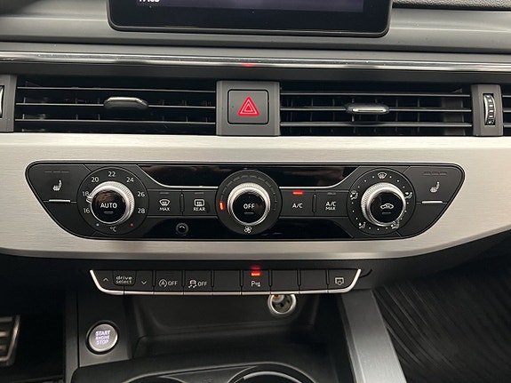 Audi A4 23 of 30