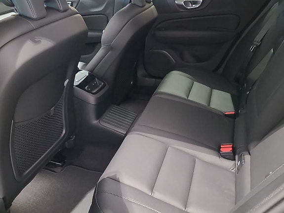 Volvo V60 6 of 18