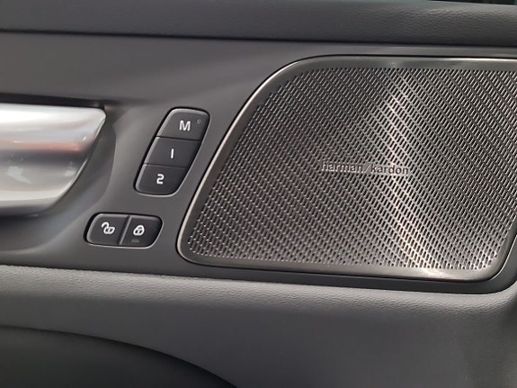 Volvo V60 17 of 18