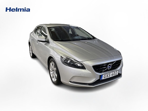 Volvo V40 7 of 17