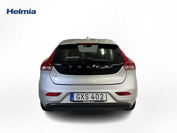 Volvo V40 4 of 17