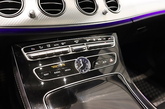Mercedes-Benz E220 d 18 of 25