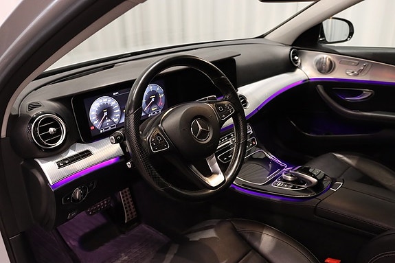 Mercedes-Benz E220 d 10 of 25