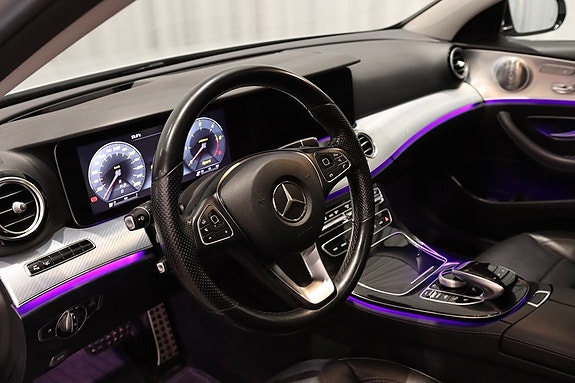 Mercedes-Benz E220 d 11 of 25