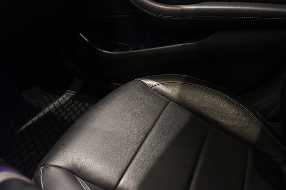 Mercedes-Benz E220 d 21 of 25