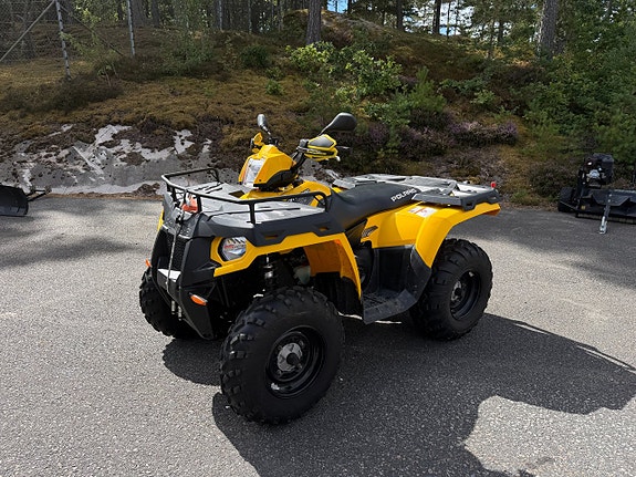 Polaris Sportsman Forest 500 HO Inkl. plog och dubbdäck.