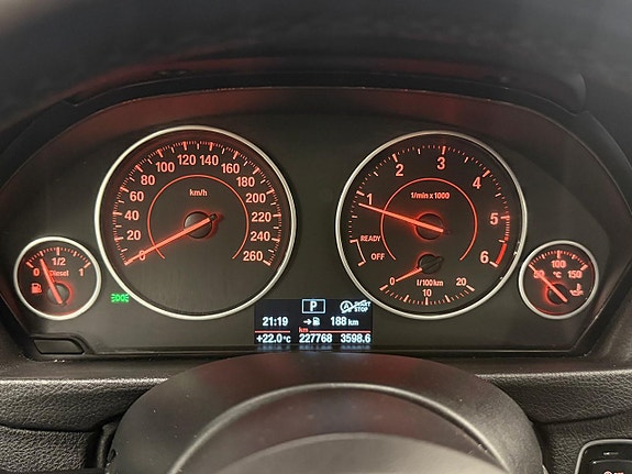BMW 320d 19 of 26