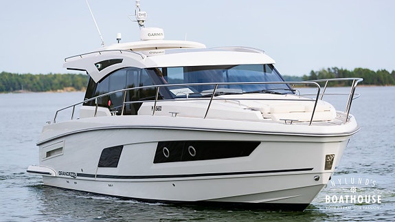 Grandezza 37 CA | 2x Volvo Penta D4-300 21 of 30