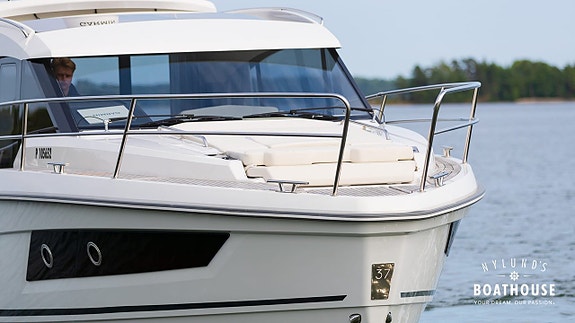 Grandezza 37 CA | 2x Volvo Penta D4-300 22 of 30