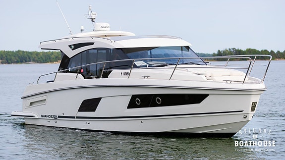 Grandezza 37 CA | 2x Volvo Penta D4-300 20 of 30