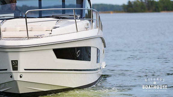 Grandezza 37 CA | 2x Volvo Penta D4-300 23 of 30
