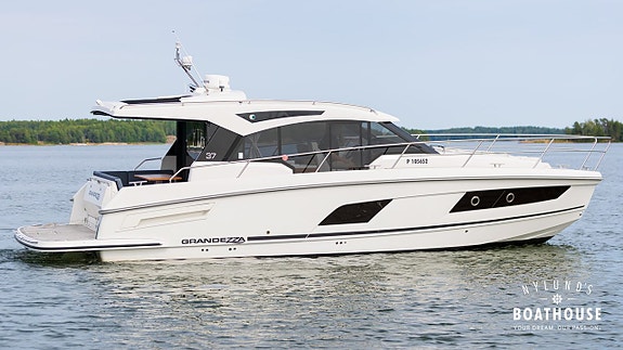 Grandezza 37 CA | 2x Volvo Penta D4-300 16 of 30
