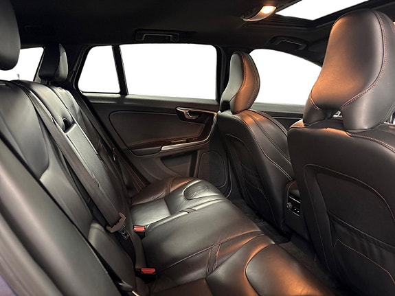 Volvo V60 10 of 19