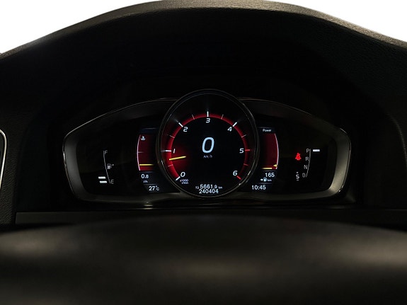 Volvo V60 17 of 19