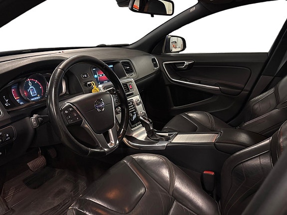 Volvo V60 7 of 19