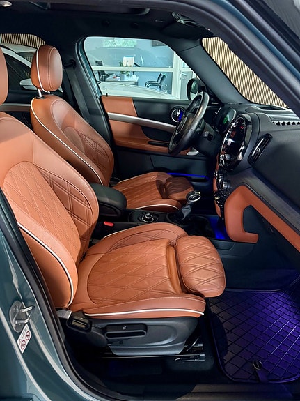 MINI Countryman SE 3 of 5