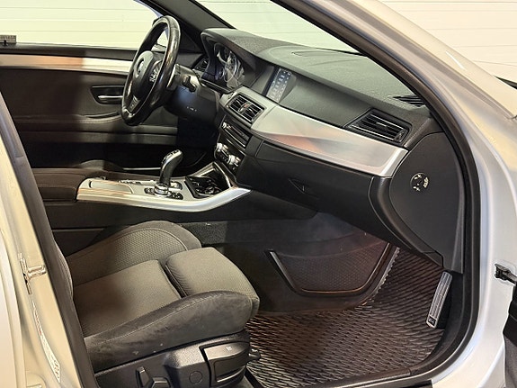 BMW 520d 9 of 12