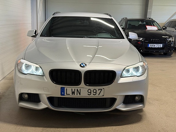 BMW 520d 4 of 12