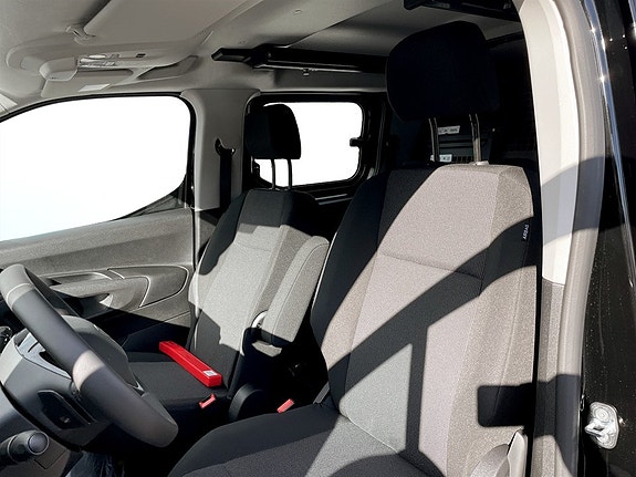 Peugeot Partner 9 of 22