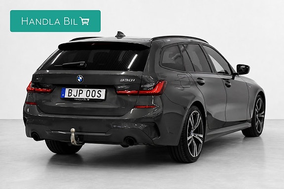 BMW 330i 5 of 23