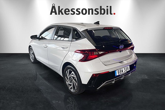 Hyundai i20 6 of 16