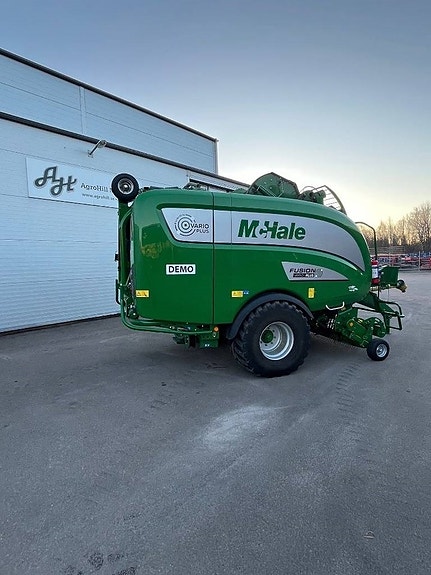 McHale Fusion Vario Plus 2 of 7